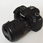 دوربین عکاسی کانن دست دوم Canon EOS 80D Kit 18-135mm f/3.5-5.6 IS USM(شات 5200)