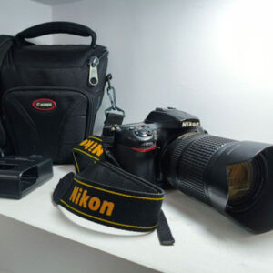 دوربین عکاسی نیکون Nikon D7200 Kit 18-140mm f/3.5-5.6 G VR ( تعداد شات 43000 عدد )